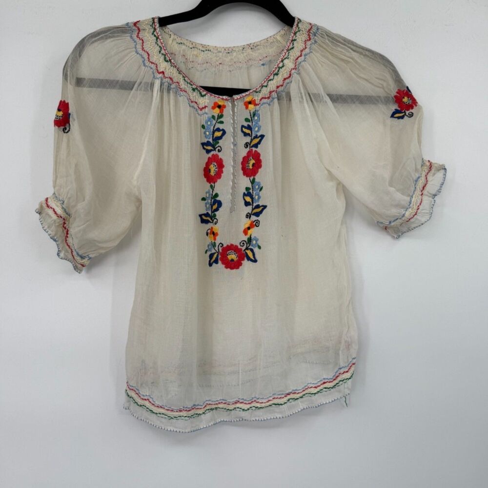 Vintage Women's XS Hand Embroidered Hungarian Peasant Blouse Boho‎